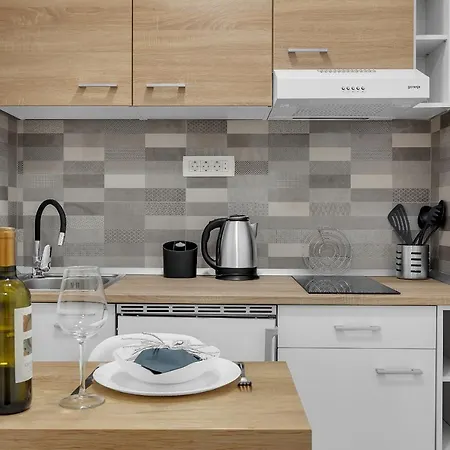 Апартаменти With Parking Space - 21544