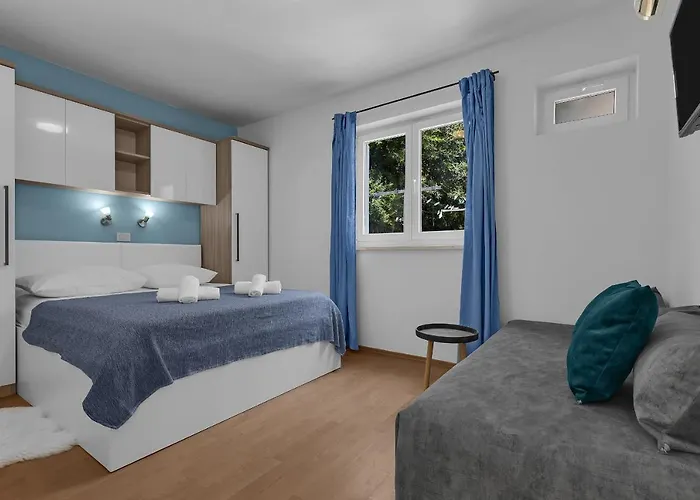 With Parking Space - 21544