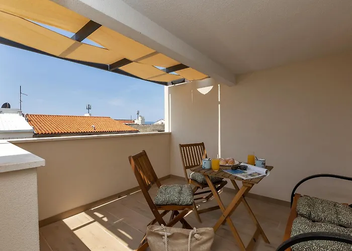 With Parking Space - 21544 Makarska