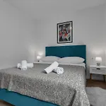 Appartement With Parking Space - 21544