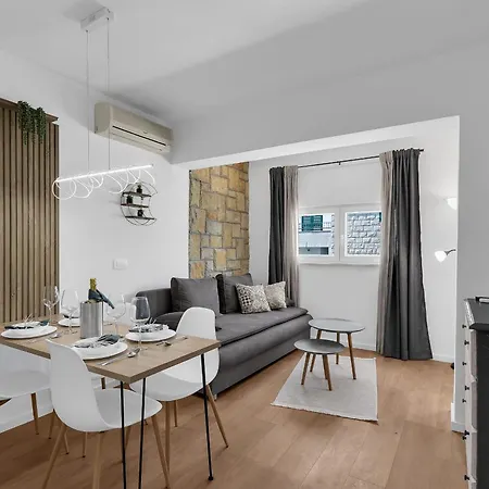 With Parking Space - 21544 Apartman