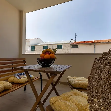 Apartman With Parking Space - 21544