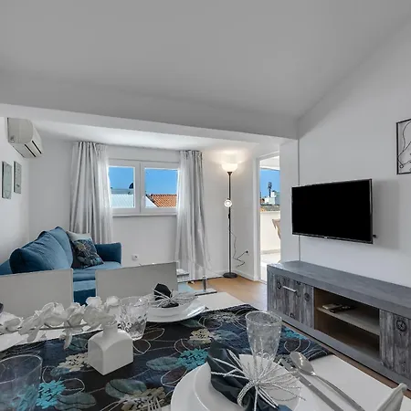 Apartment With Parking Space - 21544