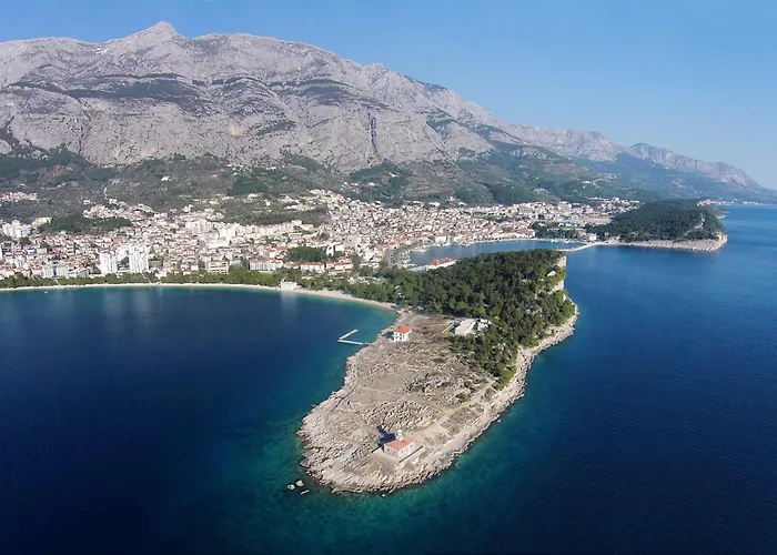 With Parking Space - 21544 Makarska