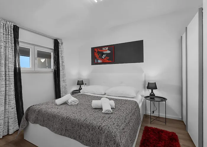 Apartament With Parking Space - 21544