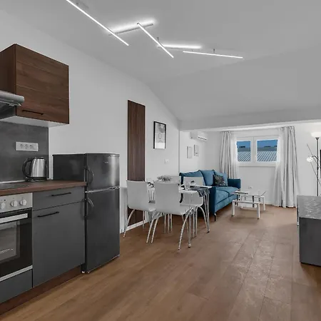With Parking Space - 21544 Apartman Makarska