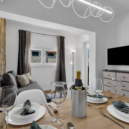 With Parking Space - 21544 * Makarska