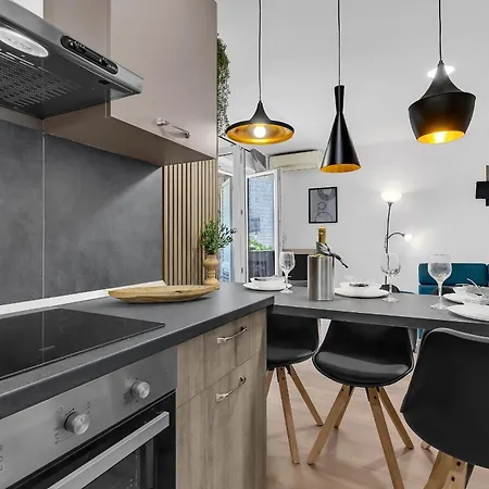 With Parking Space - 21544 Apartman